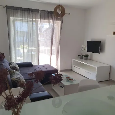 Tonka Apartamento Šibenik